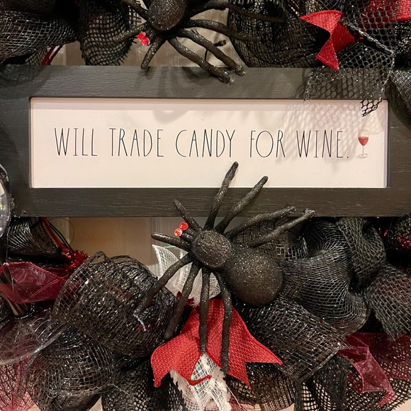 RAE DUNN SPOOKY & FUNNY HALLOWEEN WREATH “Will Trade Candy for WINE!!” - Picture 5 of 12